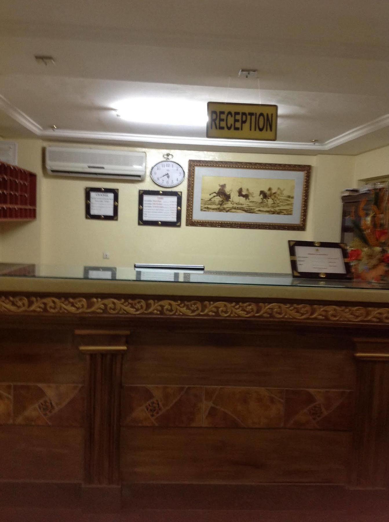 Faso Hotel Ouagadougou Bagian luar foto